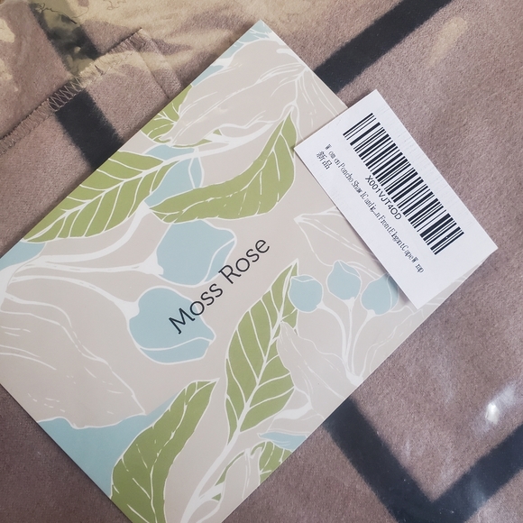 NWT Moss Rose Shawl Wrap Poncho Cardigan Sweater - Picture 5 of 5